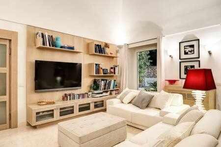 Gocce Villas - Villa Bouganvillea Superb Capri Villa With Views Bagian luar foto